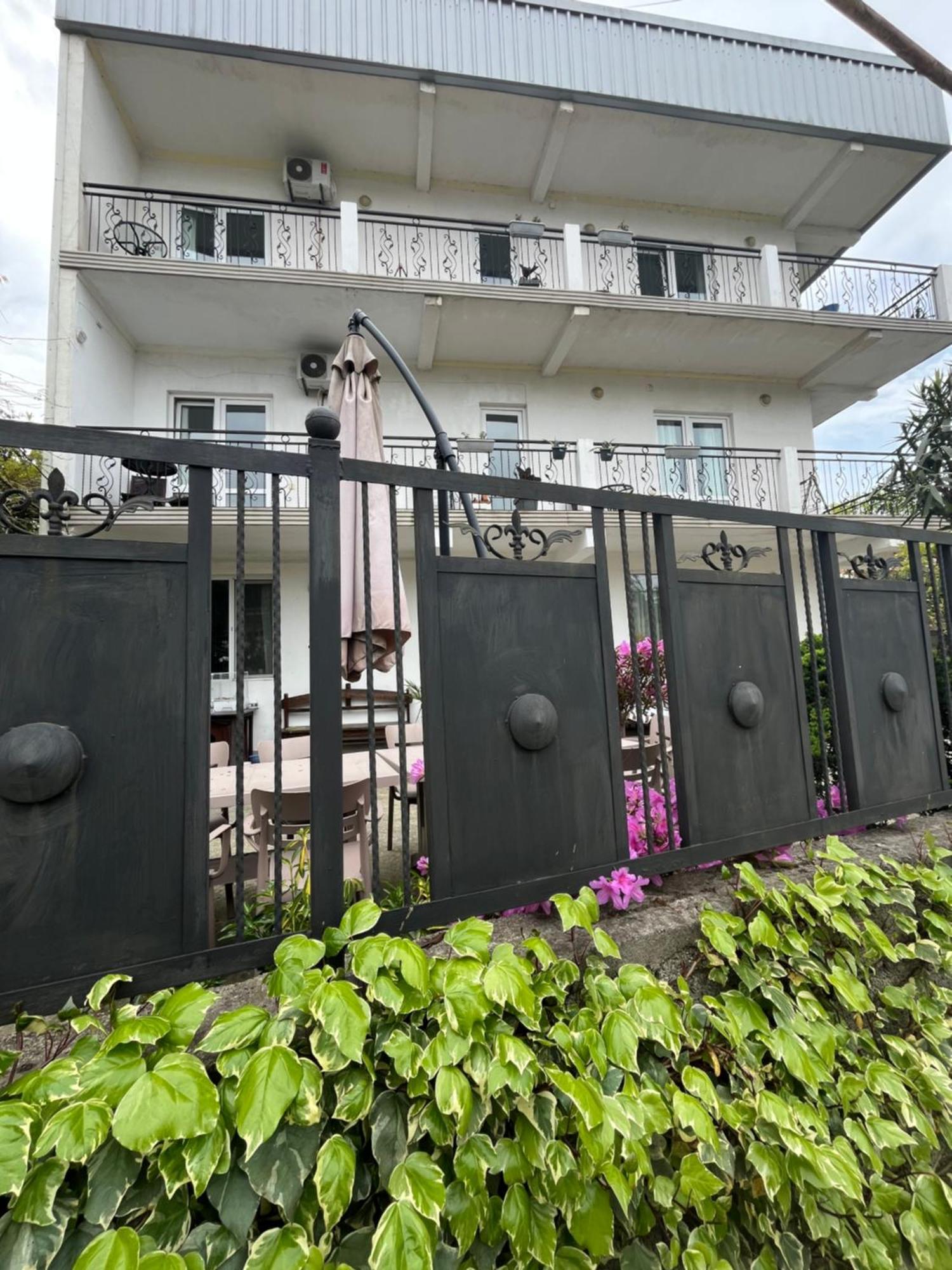 Guest House Junona 马钦加里 外观 照片